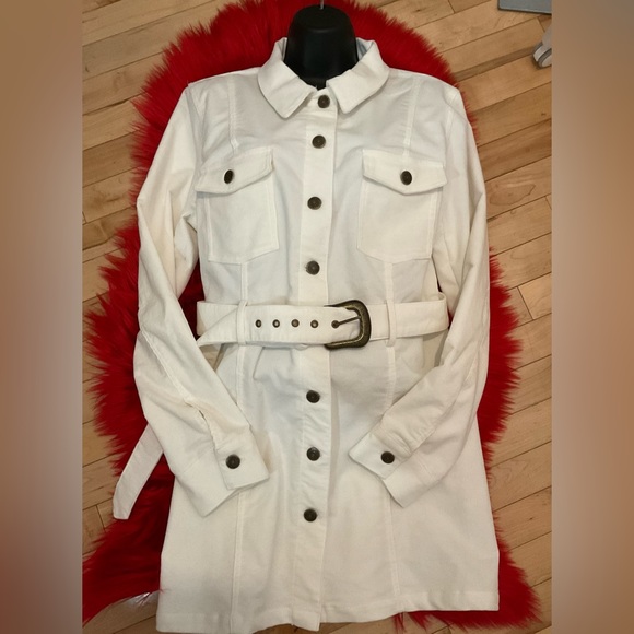 HOUSE OF HARLOW CORDUROY DRESS - Picture 2 of 8